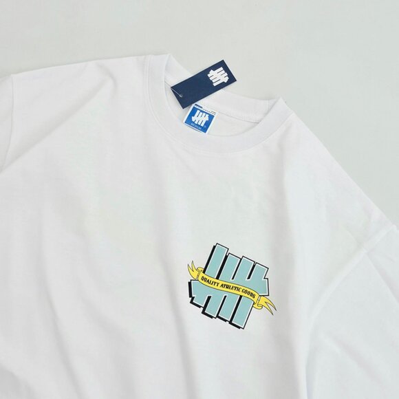 Undefeated White Short-Sleeved T-Shirt With Lettering - Picture 3 of 3